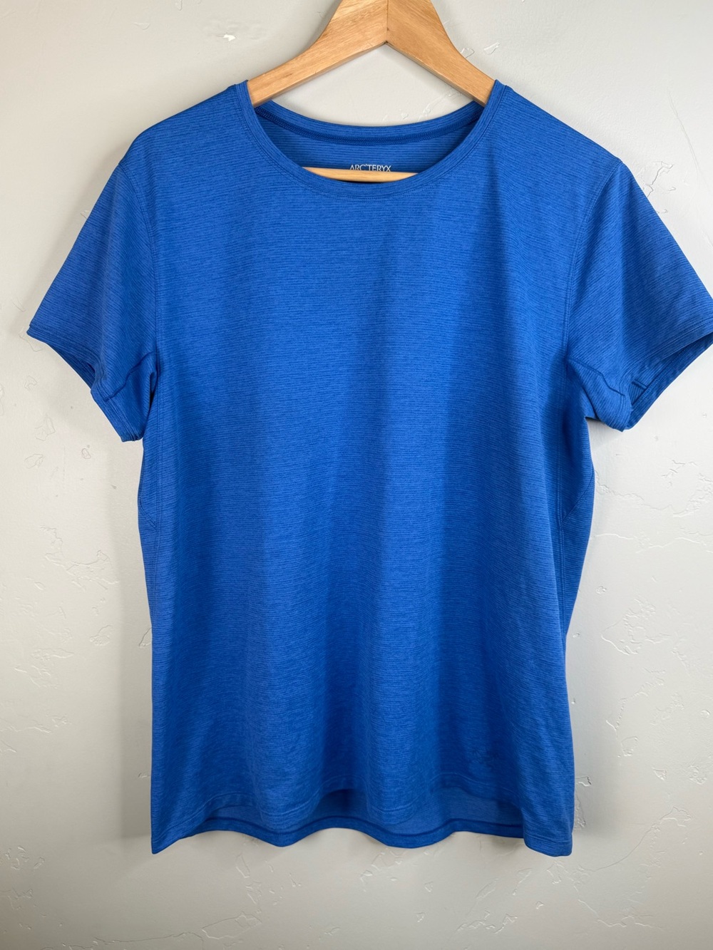 Arcteryx Taema Crew Short Sleeve Tee Large
